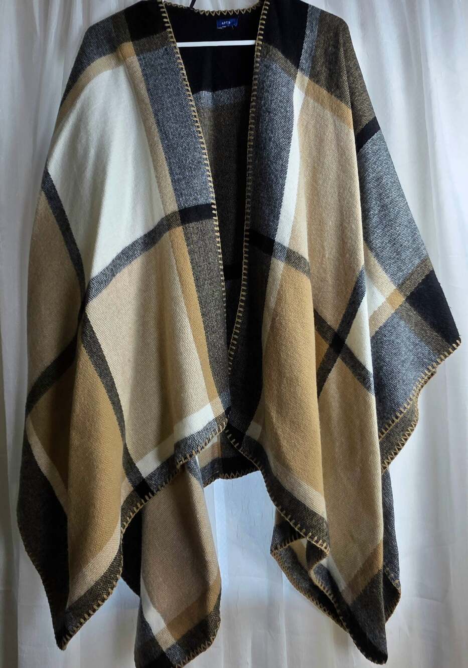 Apt. 9 Women's Plaid Open Front Shawl/Poncho (Tan/Black/Cream) Size OS